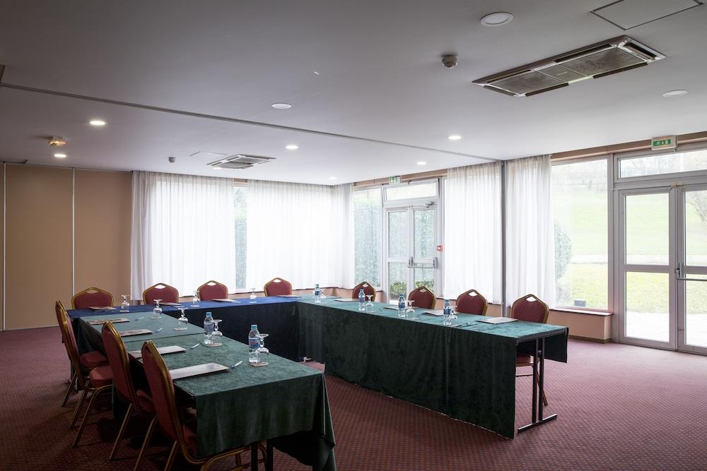 Hotel Du Golf Rosny Esterno foto